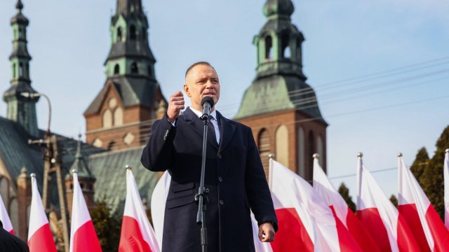 Poland's Diplomatic Setback: Insights from Former Foreign Minister | jadwal bri liga satu persib, ra