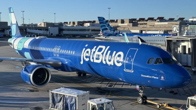 Concerns Rise Over Drone Safety After JetBlue Incident at JFK | fashion sketch tumblr, jaya slot88,