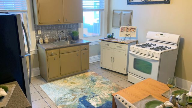 Revamping Kitchens: A Blend of Modern and Retro Styles