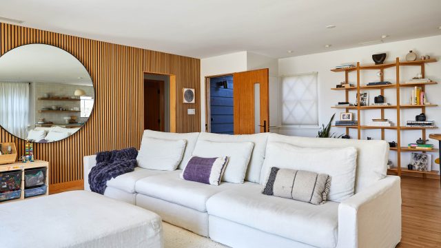 Memory: The “Unbelievably Comfortable” Slipcover Sectional That Basically Everyo