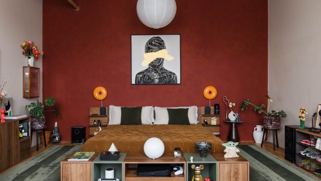 Transforming Spaces: A Visionary Artist's Loft in Chicago