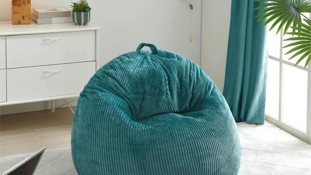 Transform Your Dorm Room: Top Trends in Student Living Design