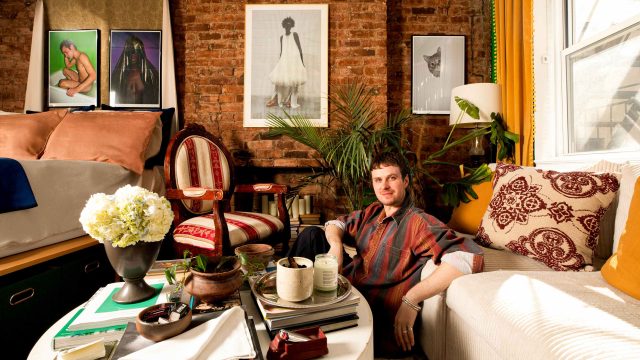 Transforming Small Spaces: Bold Design Choices in Studio Living