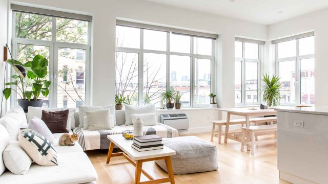 Discover the Top Online Retailers for Motorized Blinds Today