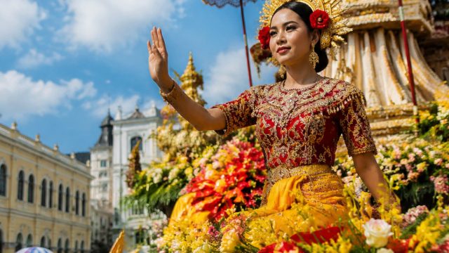 Exploring Cultural Identity Through the Lens of Splendid Float